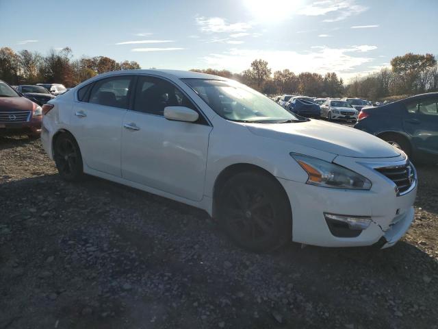 1N4AL3AP7DN454902 - 2013 NISSAN ALTIMA 2.5 白色 照片 4