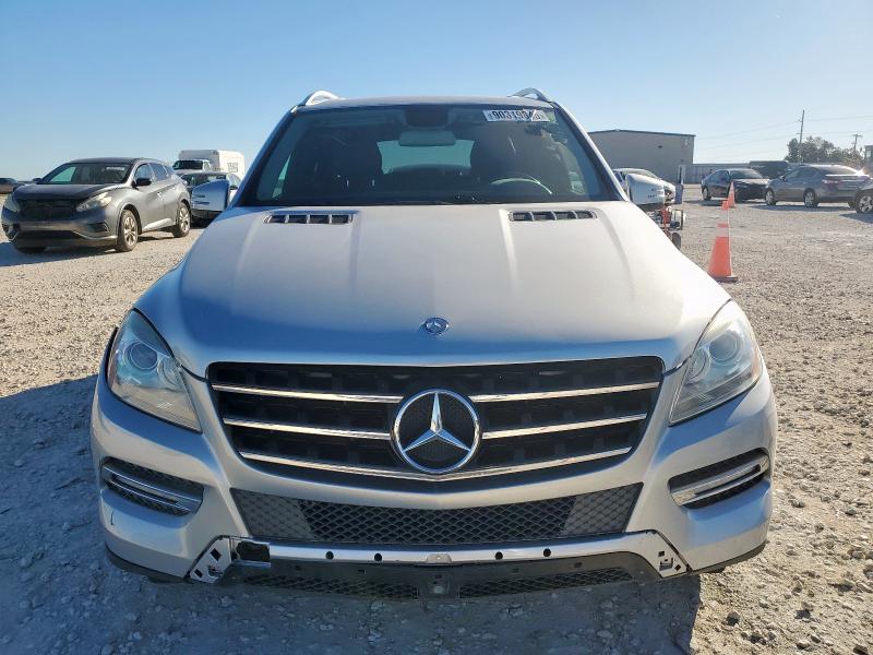 4JGDA5HB1CA046027 - 2012 MERCEDES-BENZ ML 350 4MATIC SILVER photo 5