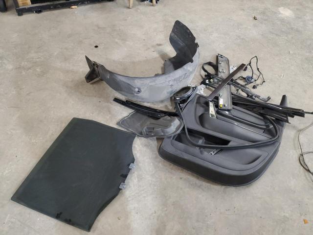 1GNKVGKDXFJ380140 - 2015 CHEVROLET TRAVERSE LT 灰色 照片 13