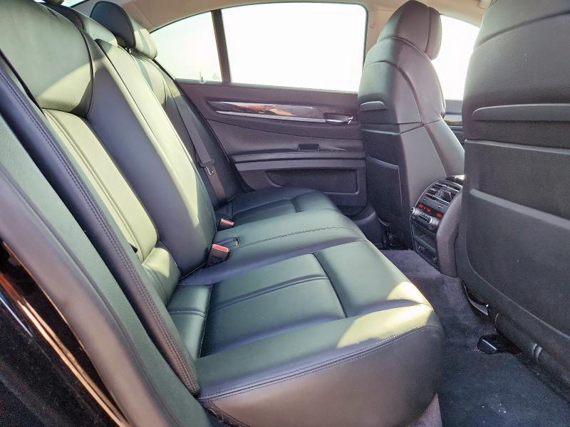 WBAKA8C59BCY37114 - 2011 BMW 750 I Negro foto 10