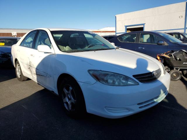 4T1BE32K52U095379 - 2002 TOYOTA CAMRY LE WHITE photo 4