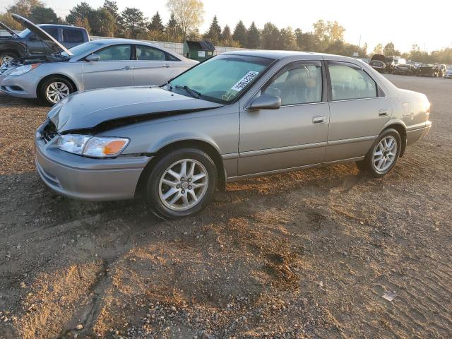 2000 TOYOTA CAMRY LE, 