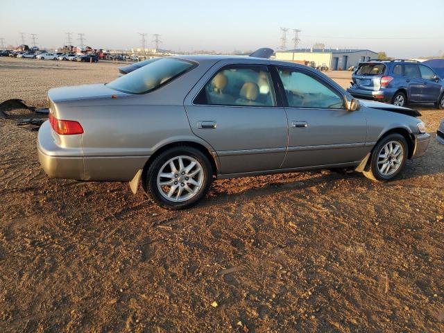 4T1BF28K0YU101855 - 2000 TOYOTA CAMRY LE 银色 照片 3