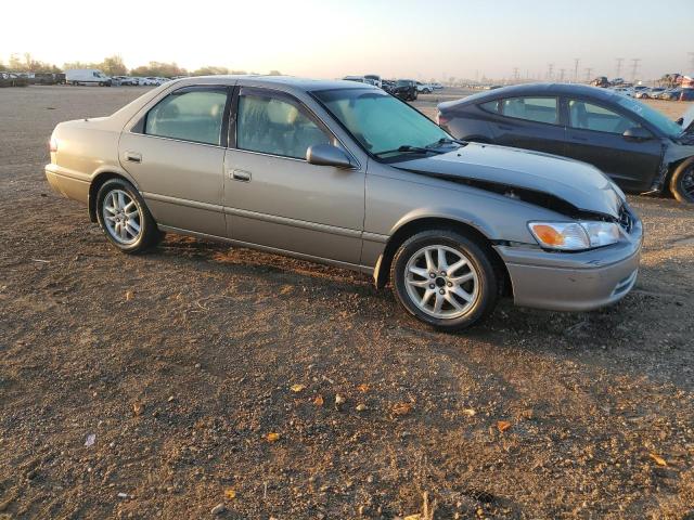 4T1BF28K0YU101855 - 2000 TOYOTA CAMRY LE 银色 照片 4