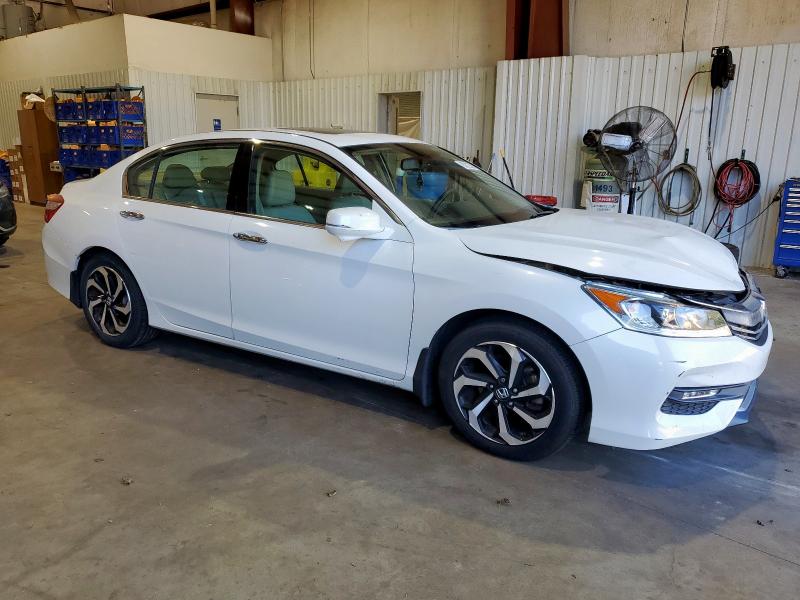 1HGCR3F8XGA019548 - 2016 HONDA ACCORD EXL WHITE photo 4