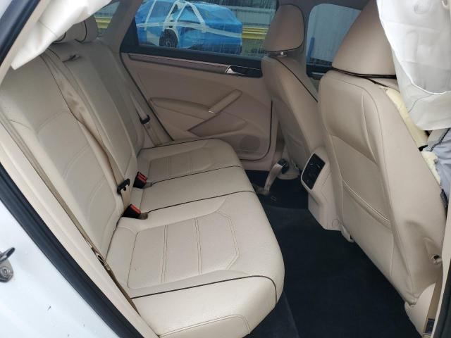 1VWBT7A31HC008732 - 2017 VOLKSWAGEN PASSAT SE 白色 照片 10