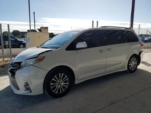 2019 TOYOTA SIENNA XLE, 