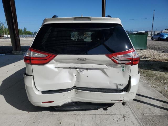 5TDYZ3DC5KS994546 - 2019 TOYOTA SIENNA XLE WHITE photo 6