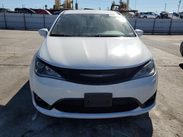 2C4RC1FG9JR287225 - 2018 CHRYSLER PACIFICA TOURING PLUS WHITE photo 5