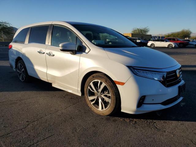 5FNRL6H80PB022815 - 2023 HONDA ODYSSEY TOURING WHITE photo 4