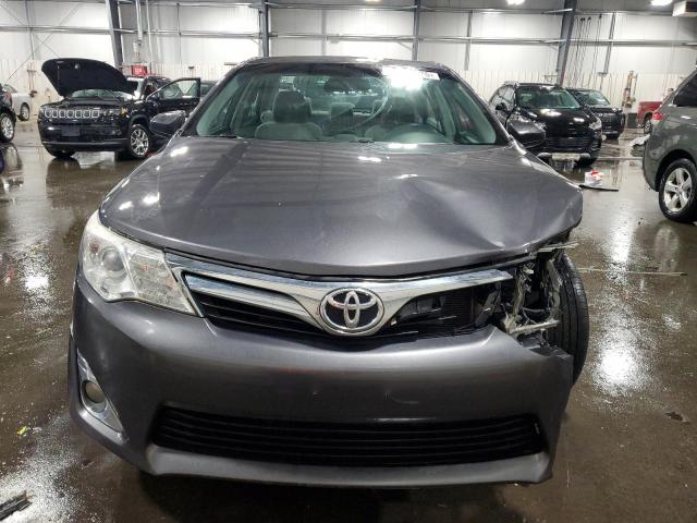 4T4BF1FK9DR325865 - 2013 TOYOTA CAMRY L GRAY photo 5