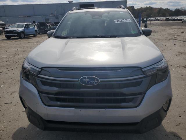 JF2SLDDC5SH461793 - 2025 SUBARU FORESTER PREMIUM Argent photo 5