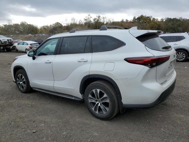 5TDKDRBH3PS032730 - 2023 TOYOTA HIGHLANDER L WHITE photo 2