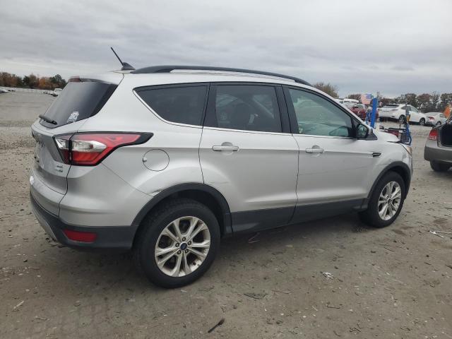 1FMCU9HD7JUA02296 - 2018 FORD ESCAPE SEL Gümüş foto 3