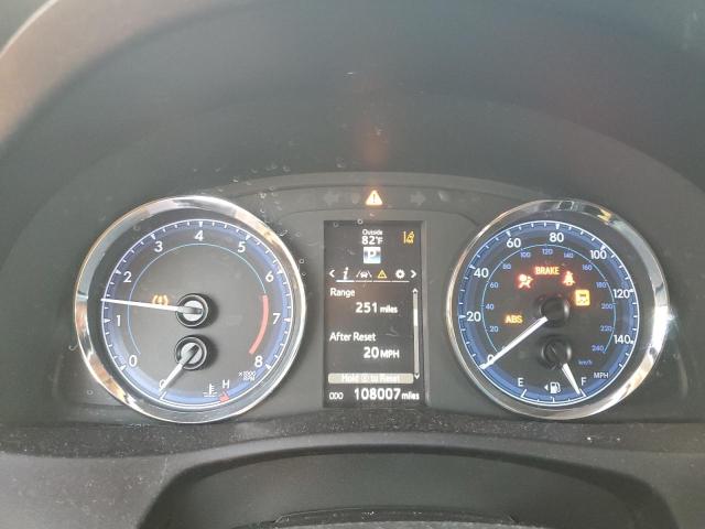 5YFBURHE3JP801224 - 2018 TOYOTA COROLLA L TEAL photo 9