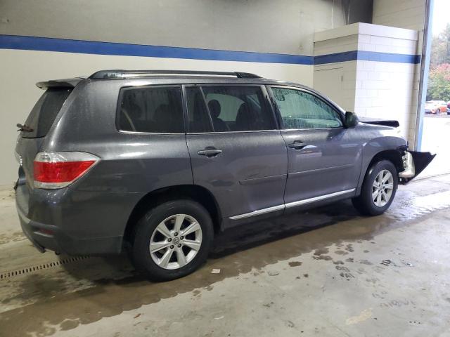 5TDBK3EH7DS188604 - 2013 TOYOTA HIGHLANDER BASE GRAY photo 3