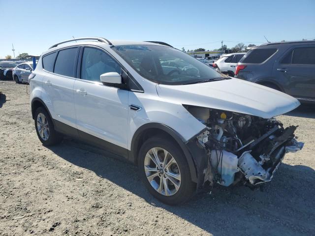 1FMCU9GD6JUC50475 - 2018 FORD ESCAPE SE Ақ фото 4