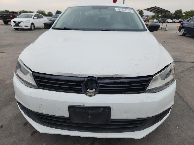 3VW2K7AJ1EM334848 - 2014 VOLKSWAGEN JETTA BASE 白色 照片 5