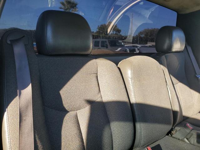 1GCHC24U86E152137 - 2006 CHEVROLET SILVERADO C2500 HEAVY DUTY SILVER photo 10