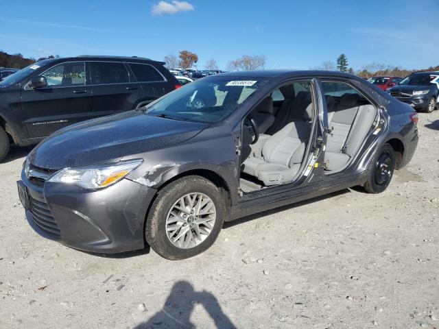 2017 TOYOTA CAMRY LE, 