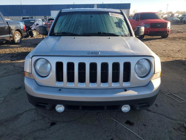 1C4NJPBA8DD246732 - 2013 JEEP PATRIOT SPORT فضي صورة 5
