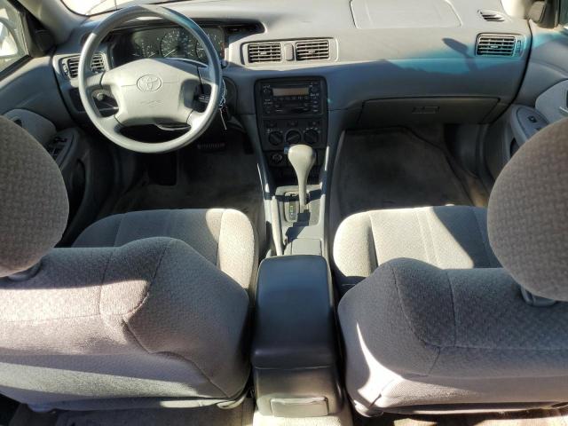 4T1BG22K81U068986 - 2001 TOYOTA CAMRY CE ვერცხლისფერი ფოტო 8