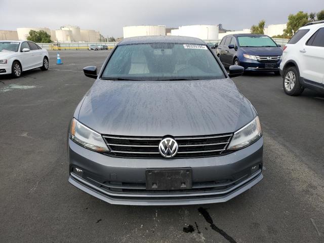 3VWD17AJ5GM393674 - 2016 VOLKSWAGEN JETTA SPORT GRAY photo 5
