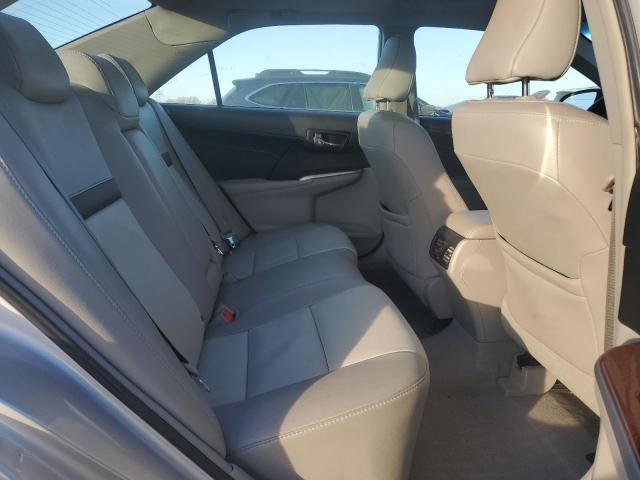 4T1BK1FKXDU526518 - 2013 TOYOTA CAMRY SE SILVER photo 10