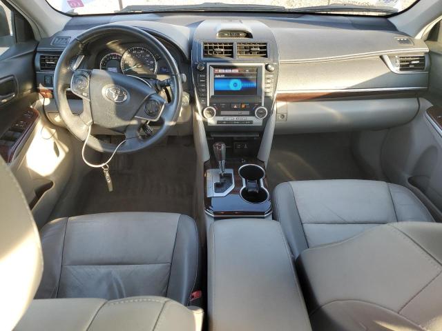 4T1BK1FKXDU526518 - 2013 TOYOTA CAMRY SE SILVER photo 8