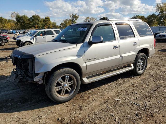 2005 CADILLAC ESCALADE LUXURY, 