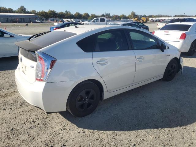 JTDKN3DU3D5591006 - 2013 TOYOTA PRIUS Ақ фото 3