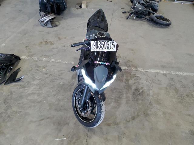 ML5EXER15RDAB7319 - 2024 KAWASAKI EX650 R BLACK photo 5