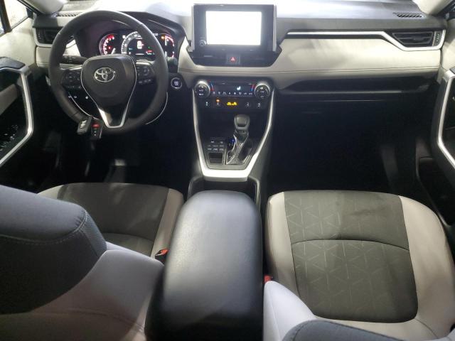 2T3P1RFV3SC536122 - 2025 TOYOTA RAV4 XLE SILVER photo 8