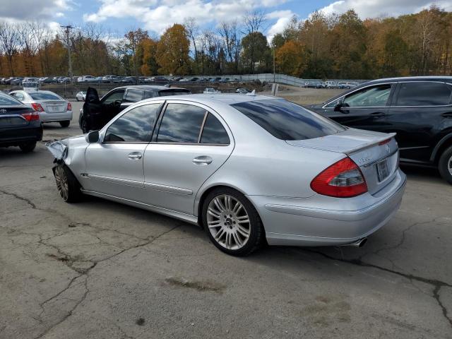 WDBUF87X48B358511 - 2008 MERCEDES-BENZ E 350 4MATIC SILVER photo 2