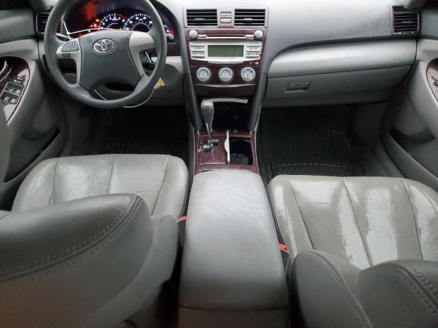 4T1BF3EK6AU510409 - 2010 TOYOTA CAMRY BASE SILVER photo 8