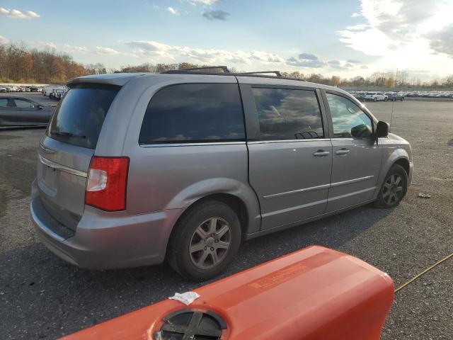 2C4RC1BG5DR584325 - 2013 CHRYSLER TOWN & COU TOURING SILVER photo 3