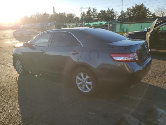 4T1BK3EK0BU623494 - 2011 TOYOTA CAMRY SE 灰色 照片 2