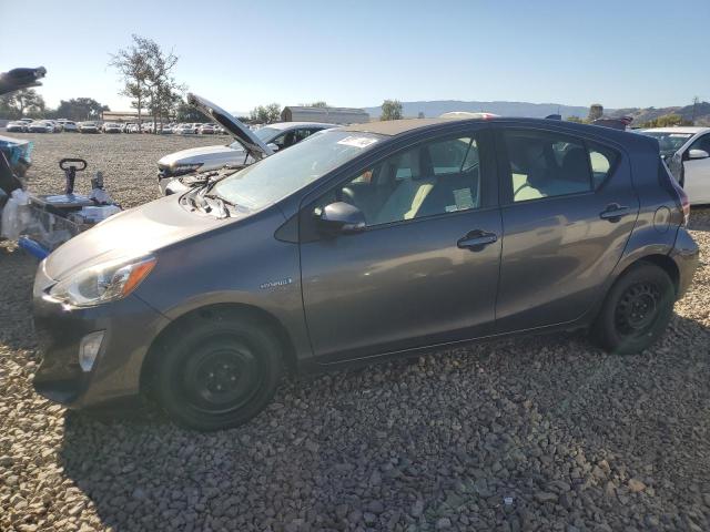 2015 TOYOTA PRIUS C, 