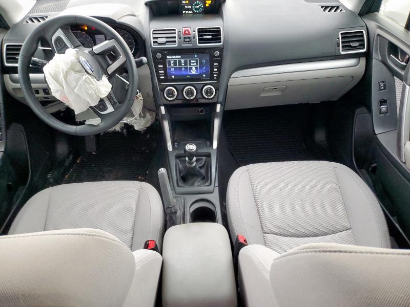 JF2SJAEC9JG549656 - 2018 SUBARU FORESTER 2.5I PREMIUM Зелений фото 8