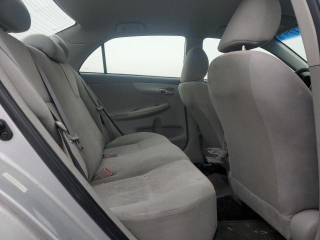 1NXBU40E69Z071432 - 2009 TOYOTA COROLLA BASE Серебристый фото 10