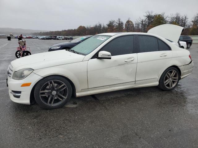 2012 MERCEDES-BENZ C 300 4MATIC, 