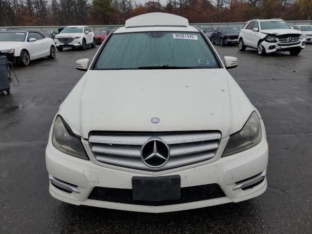 WDDGF8BB5CR209363 - 2012 MERCEDES-BENZ C 300 4MATIC WHITE photo 5