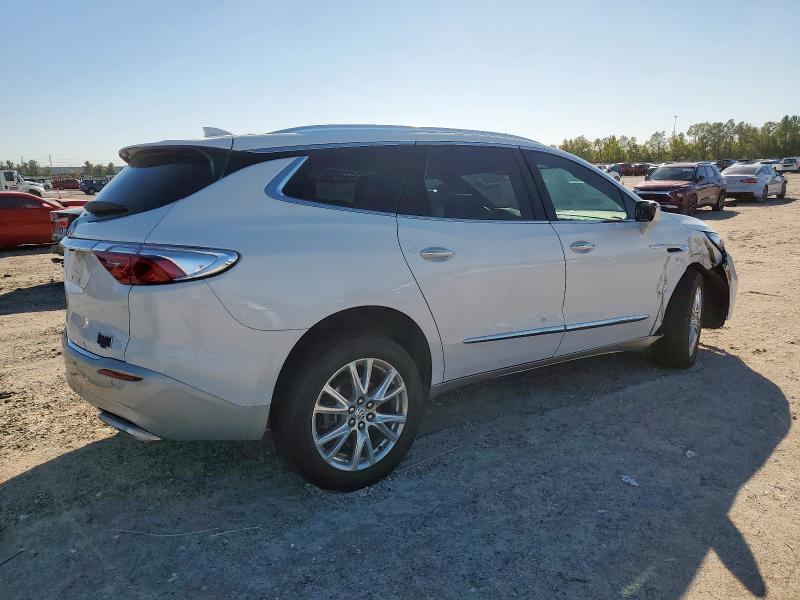 5GAERBKW2PJ237619 - 2023 BUICK ENCLAVE ESSENCE WHITE photo 3