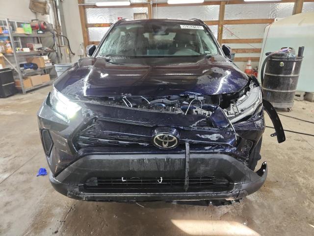 2T3P1RFV9SW556020 - 2025 TOYOTA RAV4 XLE BLUE photo 5