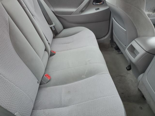 4T1BF3EK4AU570737 - 2010 TOYOTA CAMRY BASE SILVER photo 10