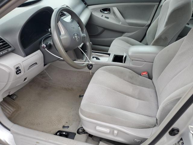 4T1BF3EK4AU570737 - 2010 TOYOTA CAMRY BASE SILVER photo 7