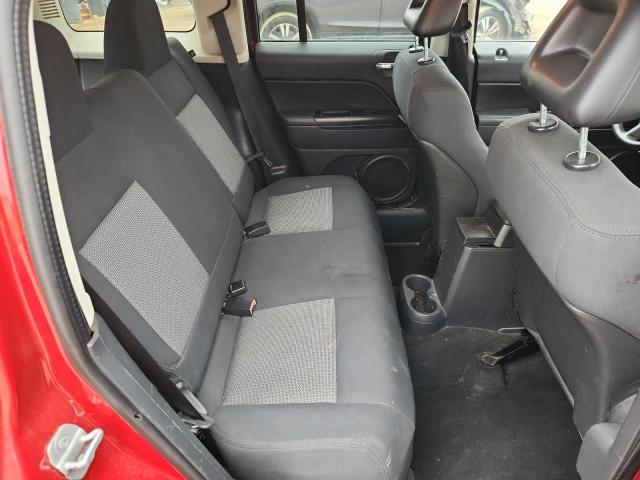 1J4FT28B39D114562 - 2009 JEEP PATRIOT SPORT RED photo 11