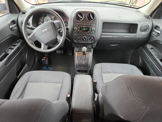 1J4FT28B39D114562 - 2009 JEEP PATRIOT SPORT RED photo 8