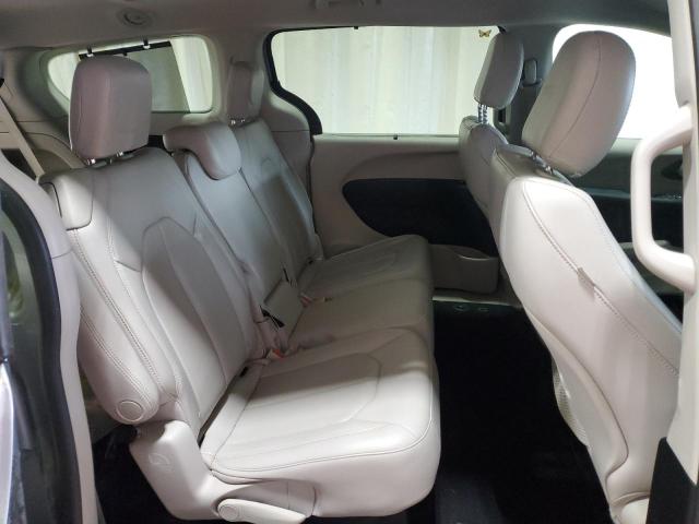 2C4RC1BG0JR194230 - 2018 CHRYSLER PACIFICA TOURING L SILVER photo 11