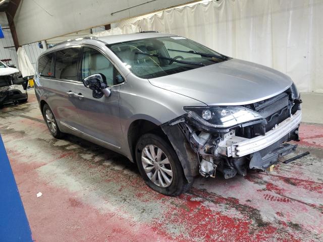 2C4RC1BG0JR194230 - 2018 CHRYSLER PACIFICA TOURING L SILVER photo 4